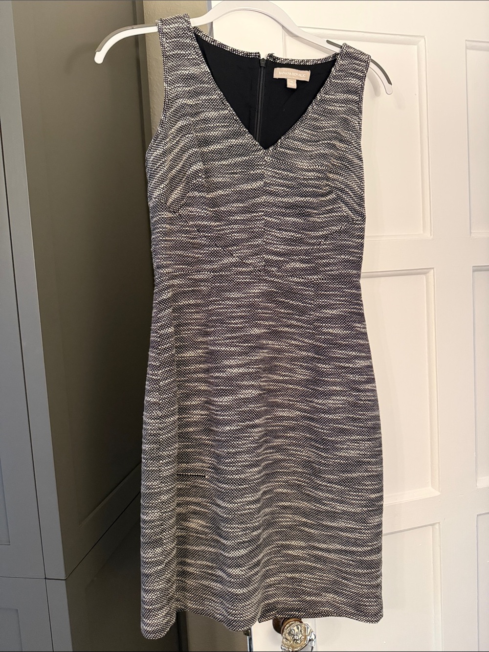 Banana Republic Black & White Textured V‑Neck Midi Dress